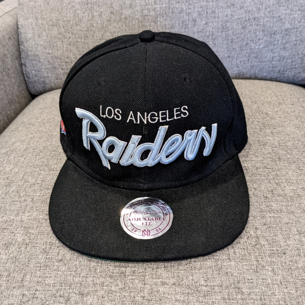 Los Angeles Raiders Mitchell & Ness snapback